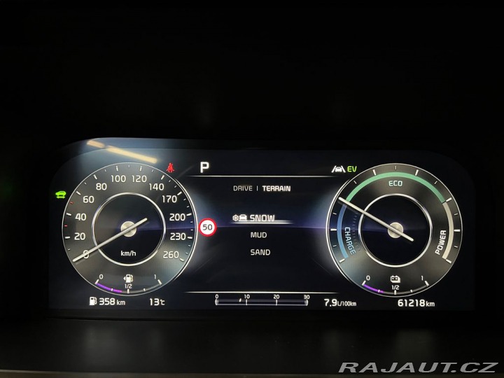 Kia Sorento 1.6T-GDi HYBRID 4WD, PANO 2023