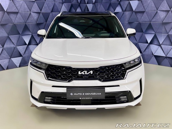 Kia Sorento 1.6T-GDi HYBRID 4WD, PANO 2023