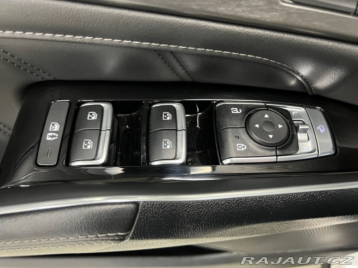 Kia Sorento 1.6T-GDi HYBRID 4WD, PANO 2023