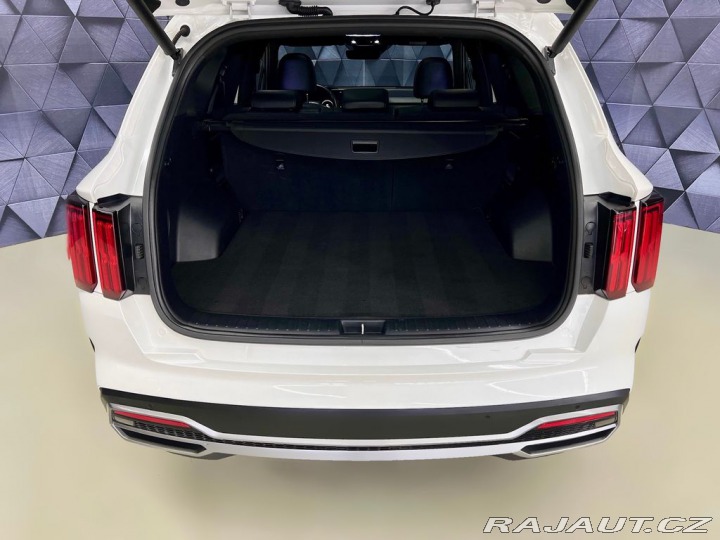 Kia Sorento 1.6T-GDi HYBRID 4WD, PANO 2023