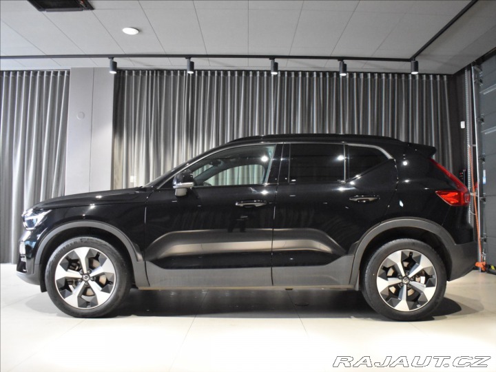 Volvo XC40 2,0 B3 Plus Bezklíč 2023