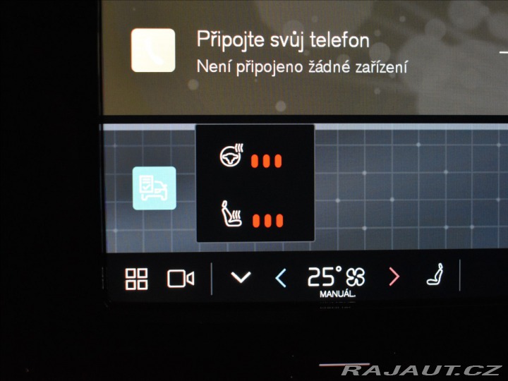 Volvo XC40 2,0 B3 Plus Bezklíč 2023