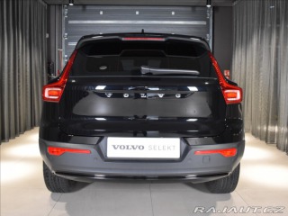 Volvo XC40 2,0 B3 Plus Bezklíč 2023