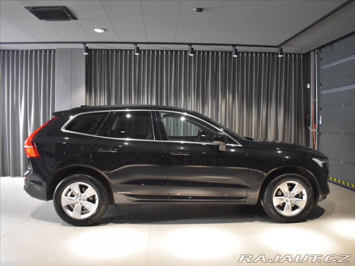 Volvo XC60 2,0 B5 AWD CORE BLIS,Bezk 2025