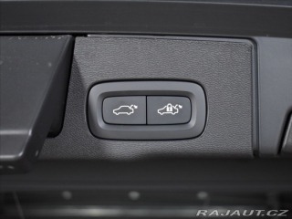 Volvo XC60 2,0 B5 AWD CORE BLIS,Bezk 2025