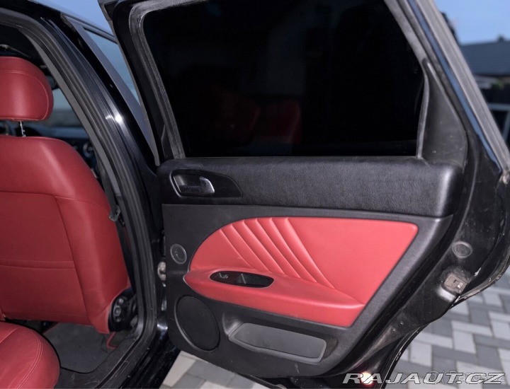 Alfa Romeo 159 2,4 Sportwagon JTD 147 2010