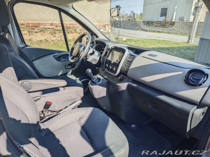 Renault Trafic  1800