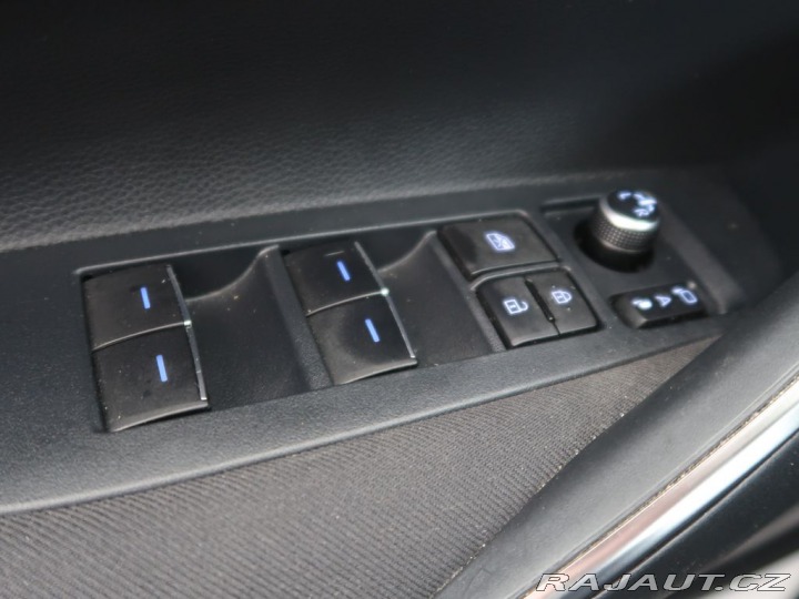 Toyota Corolla 1.8Hybrid,CZ,ComfortTech 2020
