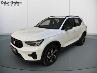 Volvo XC40 2,0 B4 FWD Plus Dark 5143