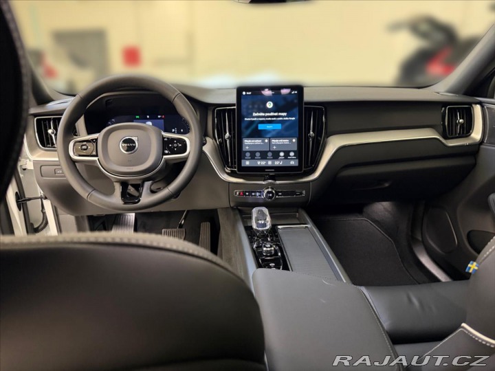 Volvo XC60 2,0 B5 AWD Plus Black Ed 2025