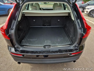 Volvo XC60 2,0 B4 AWD MOMENTUM+ 2020