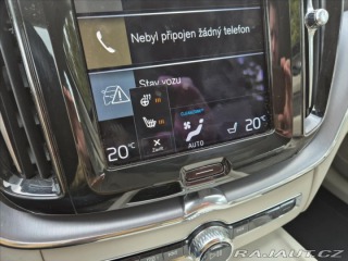 Volvo XC60 2,0 B4 AWD MOMENTUM+ 2020