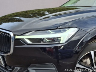 Volvo XC60 2,0 B4 AWD MOMENTUM+ 2020
