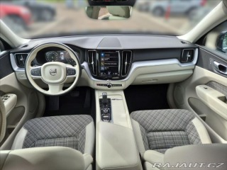 Volvo XC60 2,0 B4 AWD MOMENTUM+ 2020