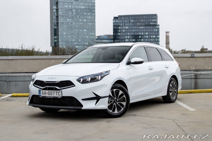 Kia Ostatní modely Ceed SW  Ceed SW 1.5 T-GDi/ GOLD/ 2025