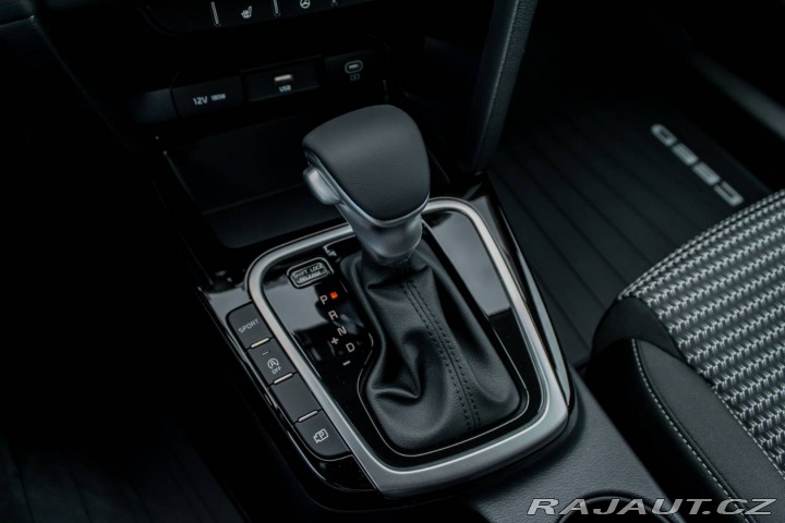 Kia Ostatní modely Ceed SW Ceed SW 1.5 T-GDi/ GOLD/ 2025