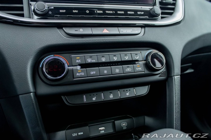 Kia Ostatní modely Ceed SW Ceed SW 1.5 T-GDi/ GOLD/ 2025