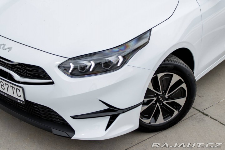 Kia Ostatní modely Ceed SW Ceed SW 1.5 T-GDi/ GOLD/ 2025