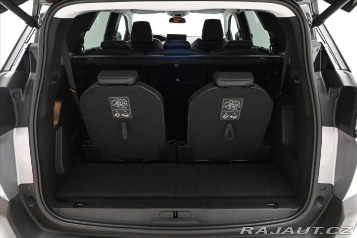 Peugeot 5008 1,5 BlueHdi 96 kW Allure 2022