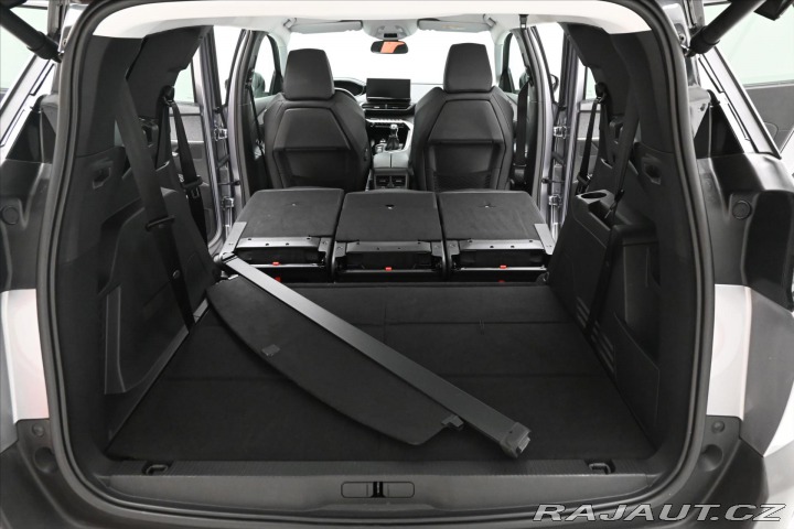 Peugeot 5008 1,5 BlueHdi 96 kW Allure 2022