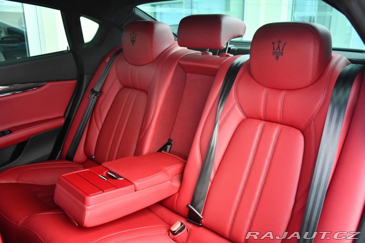 Maserati Quattroporte SQ4 GRANSPORT 3.0 V6 K360 2018