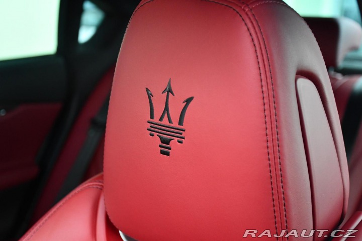 Maserati Quattroporte SQ4 GRANSPORT 3.0 V6 K360 2018