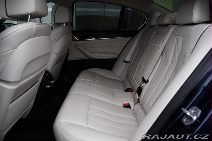 BMW 5 540i xD LUXURY HUD REZERV 2022