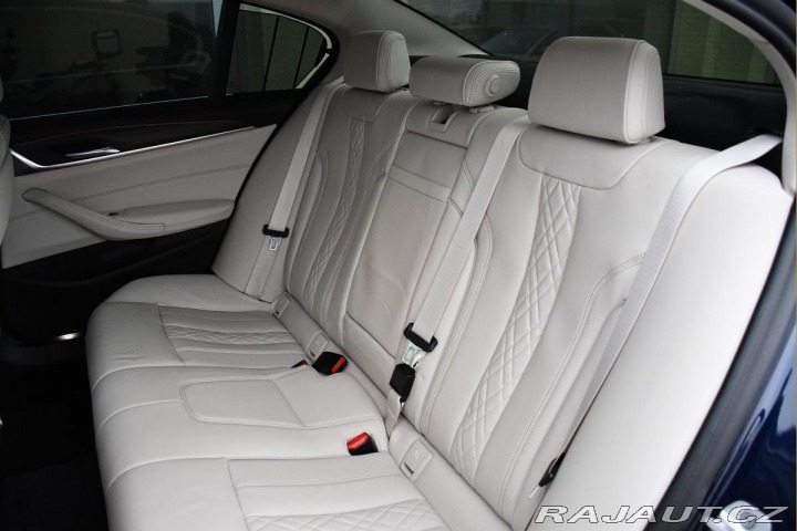 BMW 5 540i xD LUXURY HUD REZERV 2022
