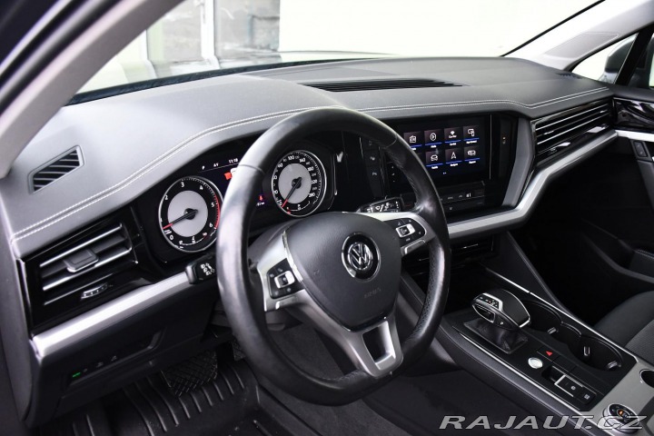 Volkswagen Touareg 3.0TDi 4MOTION REZERVACE 2020