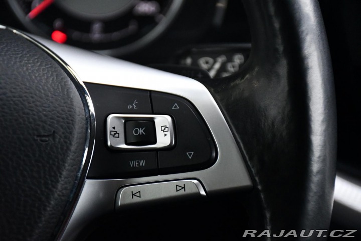 Volkswagen Touareg 3.0TDi 4MOTION REZERVACE 2020