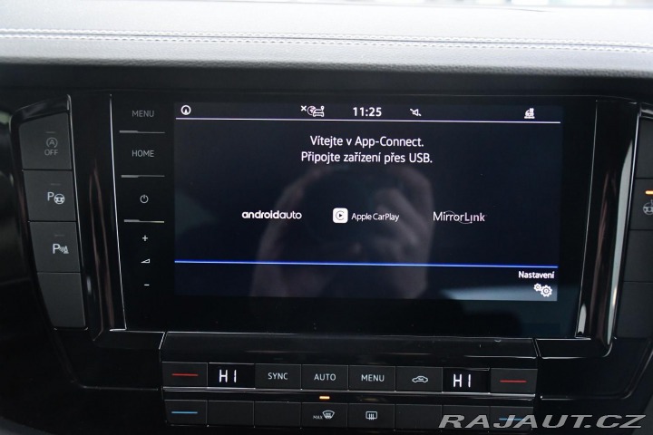 Volkswagen Touareg 3.0TDi 4MOTION REZERVACE 2020