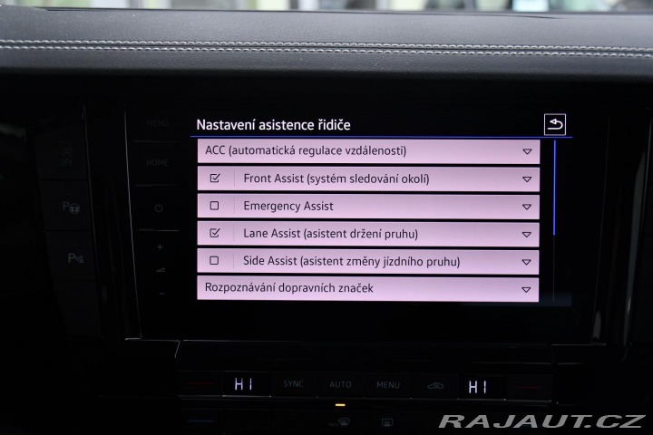 Volkswagen Touareg 3.0TDi 4MOTION REZERVACE 2020
