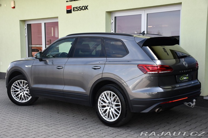Volkswagen Touareg 3.0TDi 4MOTION REZERVACE 2020