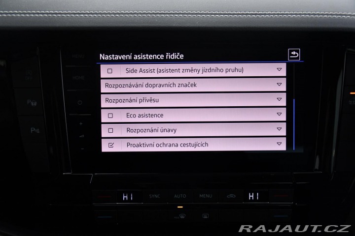 Volkswagen Touareg 3.0TDi 4MOTION REZERVACE 2020