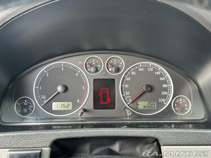 Volkswagen Multivan 2.5TDi, 128KW, HIGHLINE 2006