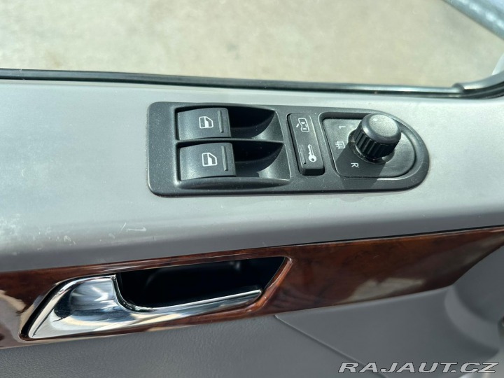 Volkswagen Multivan 2.5TDi, 128KW 2006