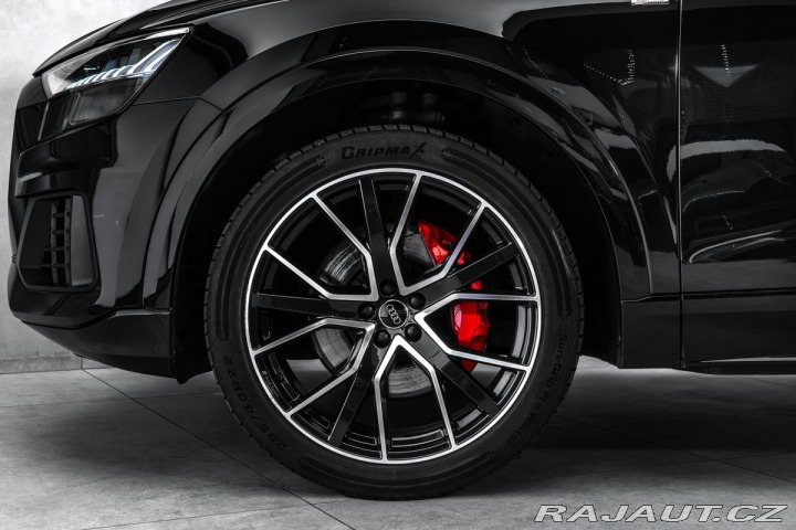 Audi Q8 50TDI Q S-line Matrix Nez 2020