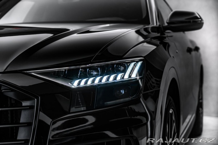 Audi Q8 50TDI Q S-line Matrix Nez 2020