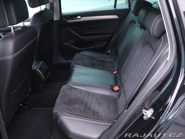Volkswagen Passat 2,0 TDI 110kW DSG Eleganc 2020