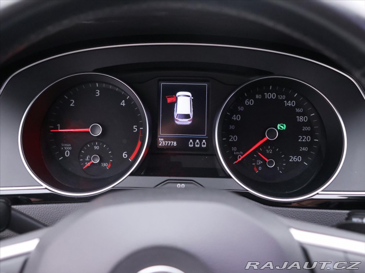 Volkswagen Passat 2,0 TDI 110kW DSG Eleganc 2020