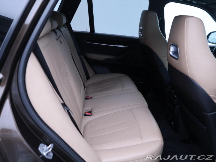 BMW X5 4,4 423kW xDrive Aut. CZ 2016