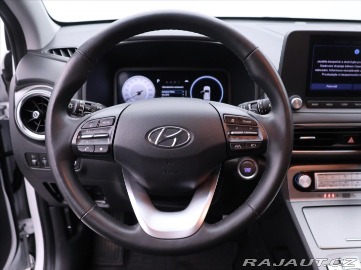 Hyundai Kona CZ ZÁRUKA 39kWhSOH 98,0% 2023
