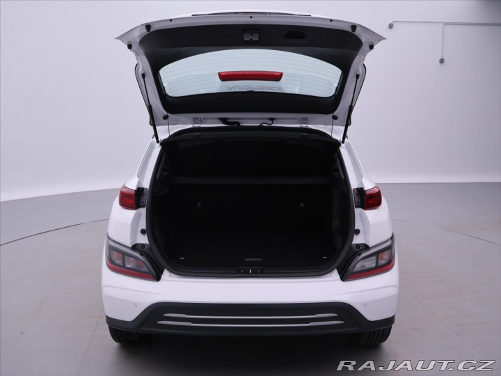 Hyundai Kona CZ ZÁRUKA 39kWhSOH 98,0% 2023