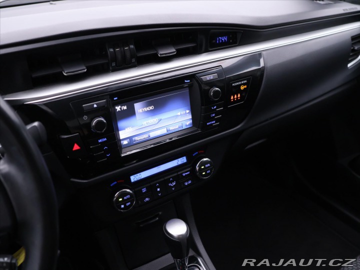 Toyota Corolla 1,6 VVT-i 97 kW CZ Ser.kn 2014