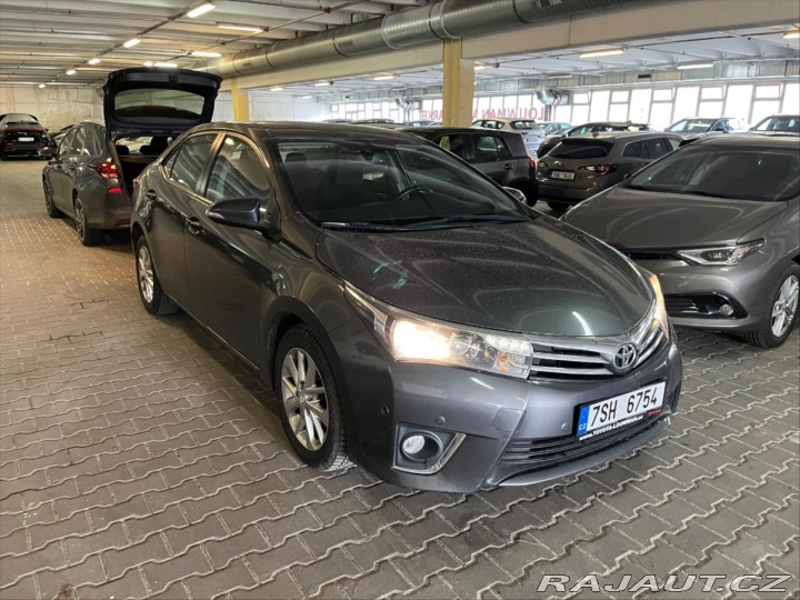 Toyota Corolla 1,6 VVT-i 97 kW CZ Ser.kn 2014