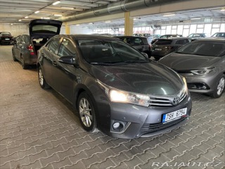 Toyota Corolla 1,6 VVT-i CVT CZ Ser.knih 2014