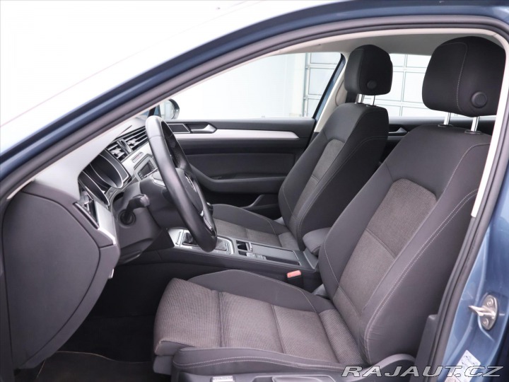Volkswagen Passat 1,6 TDI Comfortline Navi 2016