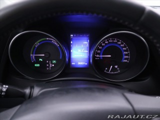 Toyota Auris 1,8 Hybrid e-CVT Executiv 2016