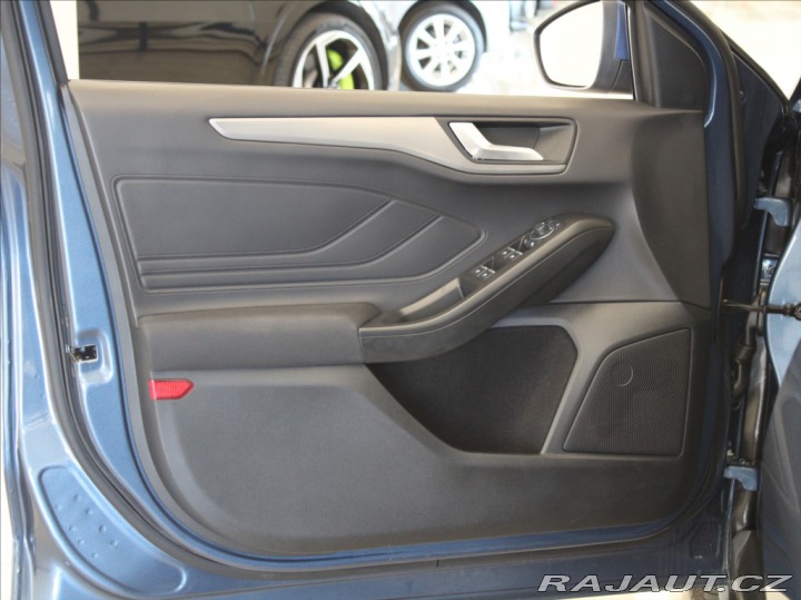 Ford Focus 1,0 EB 115kW AT Výpordej! 2025