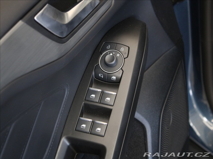 Ford Focus 1,0 EB 115kW AT Výpordej! 2025